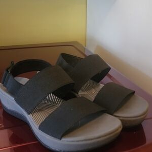Cloudsteppers by Clarks / soft Cushion / size 7.5 / EUC / Blk